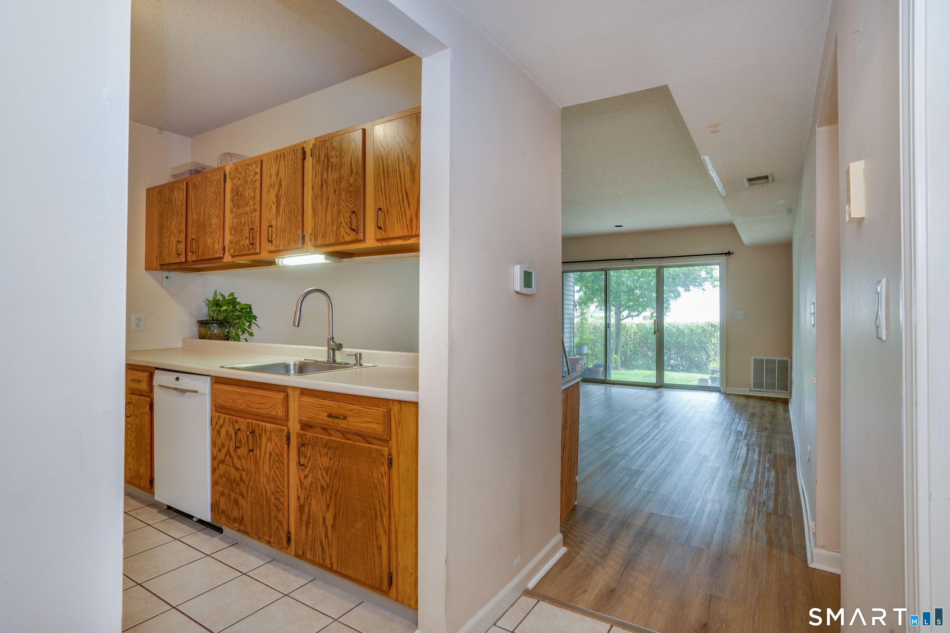 301 Carlton Lane 301