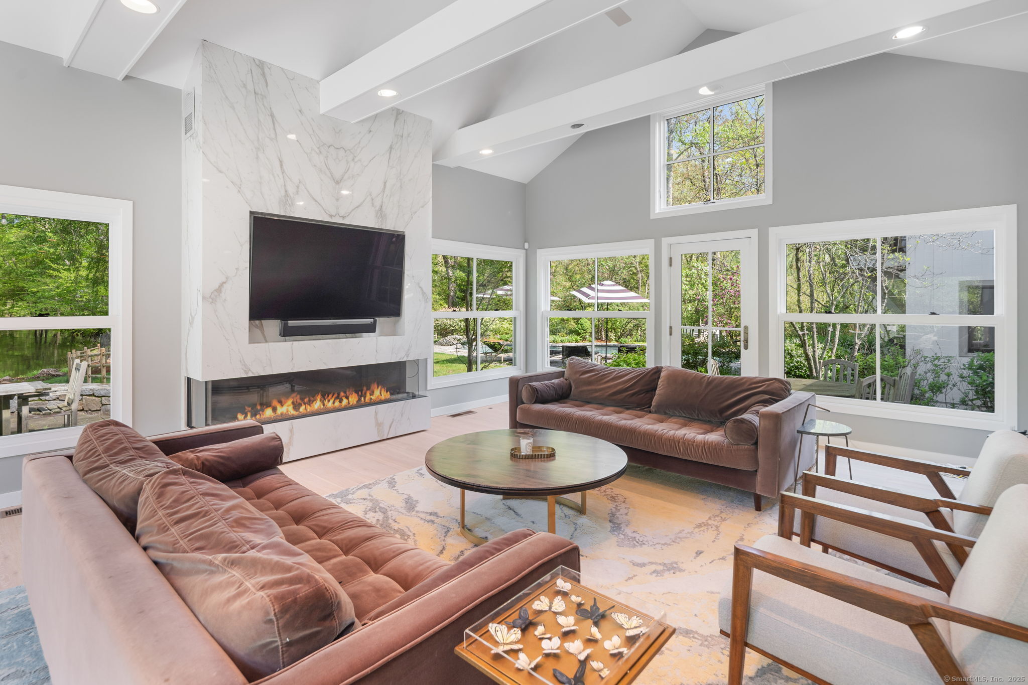 1580 Ponus Ridge