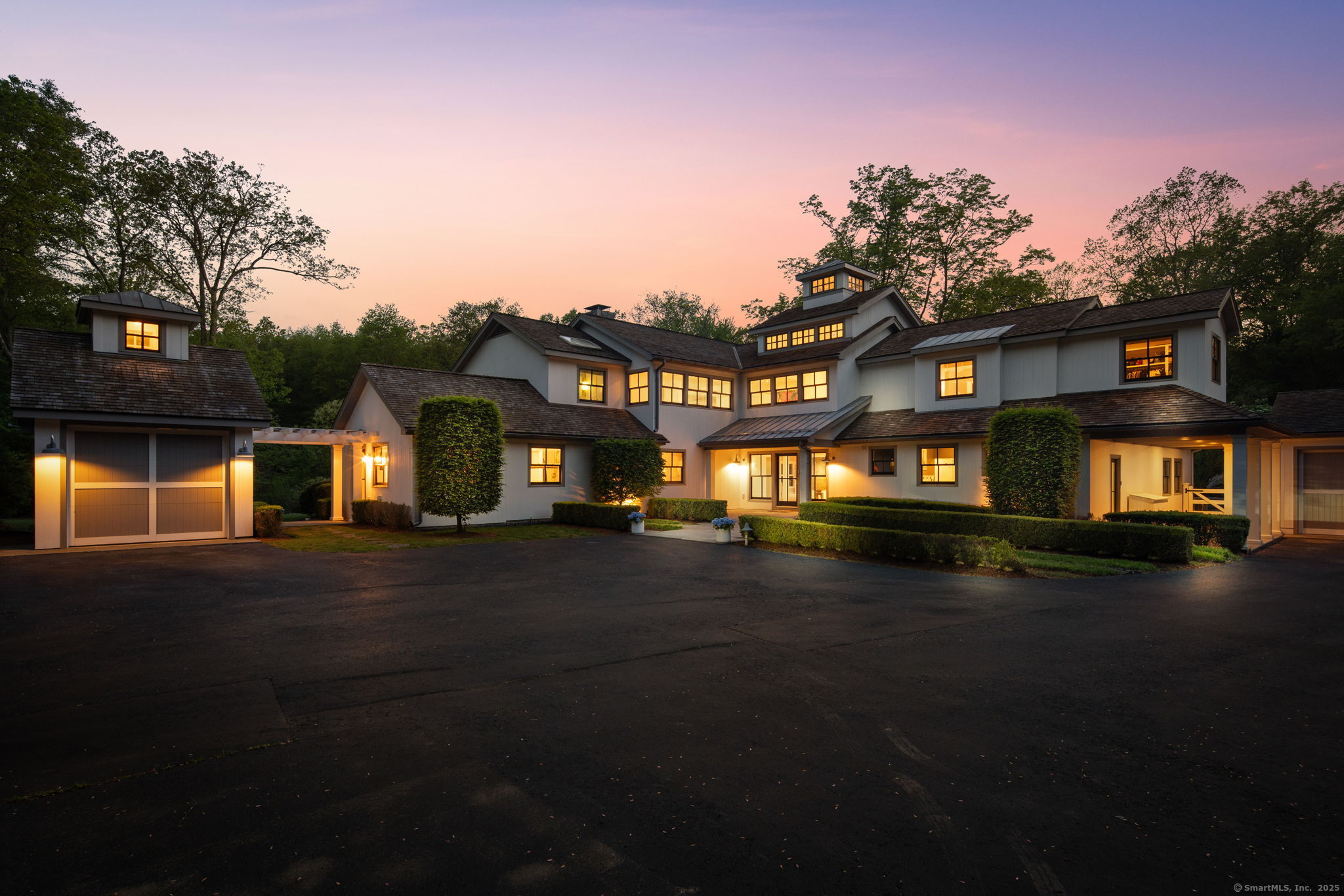 1580 Ponus Ridge