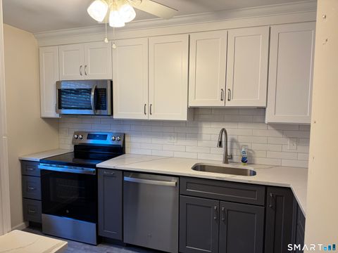 Tiny photo for 53 Seaside Avenue #APT 14, Stamford, CT 06902 (MLS # 24153021)