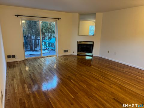 Photo of 53 Seaside Avenue #APT 14, Stamford, CT 06902 (MLS # 24153021)