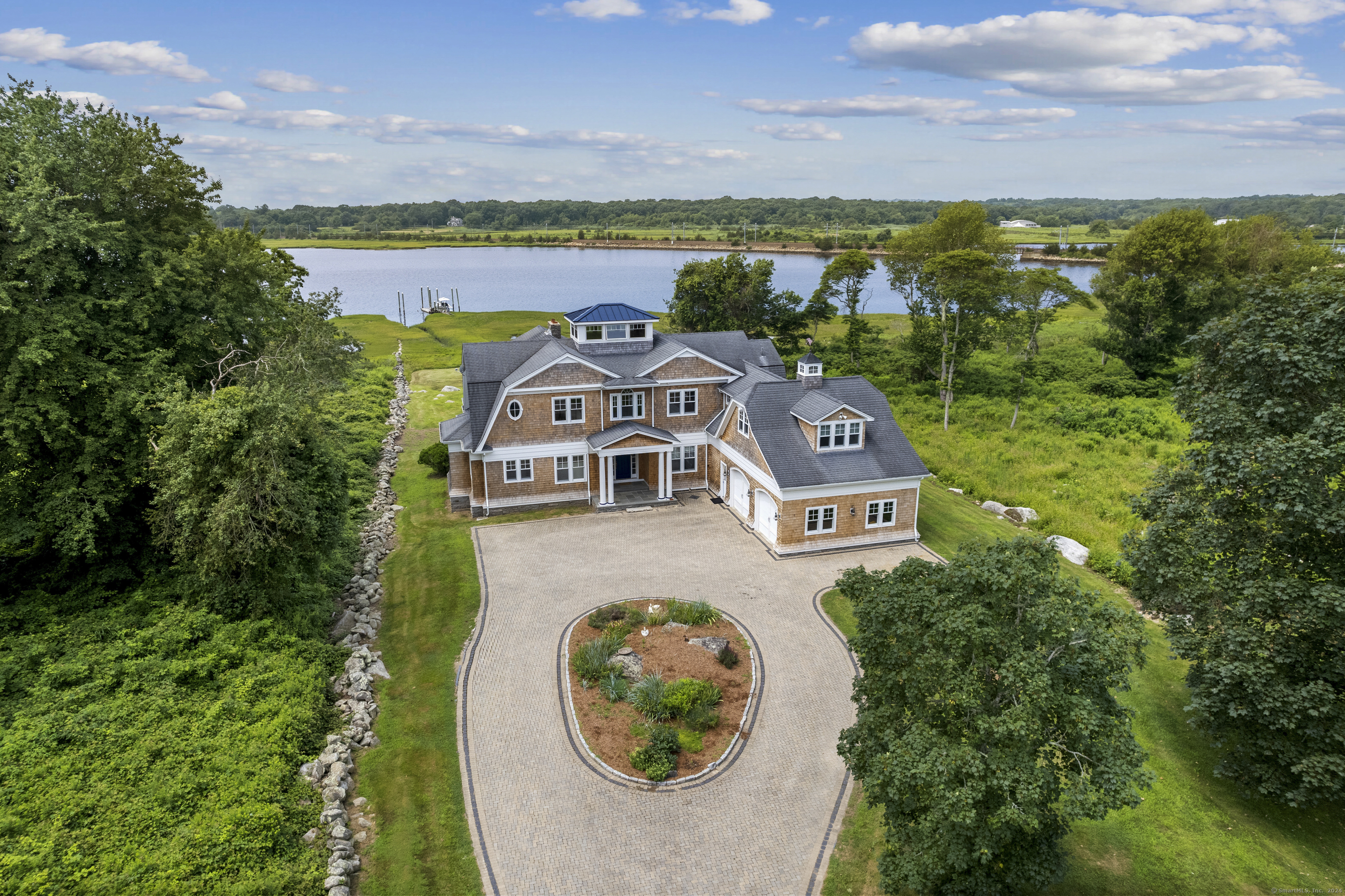 Property for Sale at Palmer Neck Road, Stonington, Connecticut - Bedrooms: 4 
Bathrooms: 5 
Rooms: 10  - $3,195,000