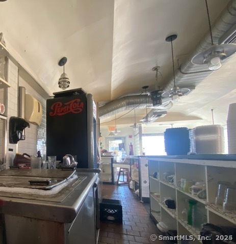 Middletown, Connecticut 06457, United States, ,1 BathroomBathrooms,Commercial,Active,245593