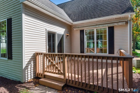 Tiny photo for 10 Chelsea Place #10, Avon, CT 06001 (MLS # 24214390)