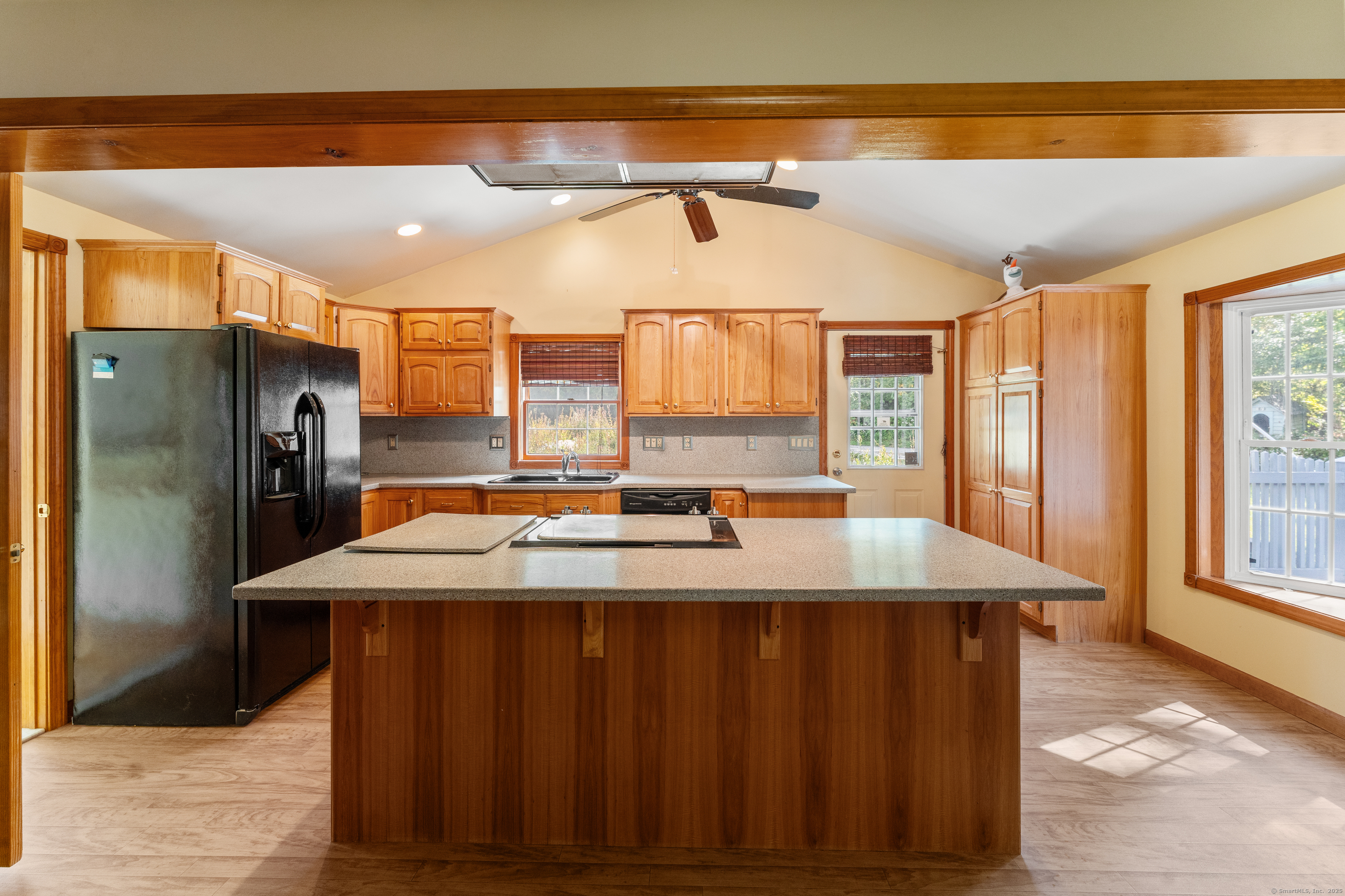 513 Lhomme Street Extension