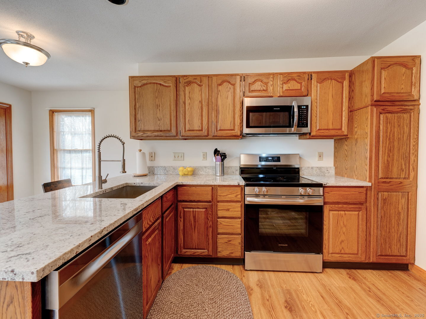 130 Oakbrook Lane, Torrington, Connecticut image 20