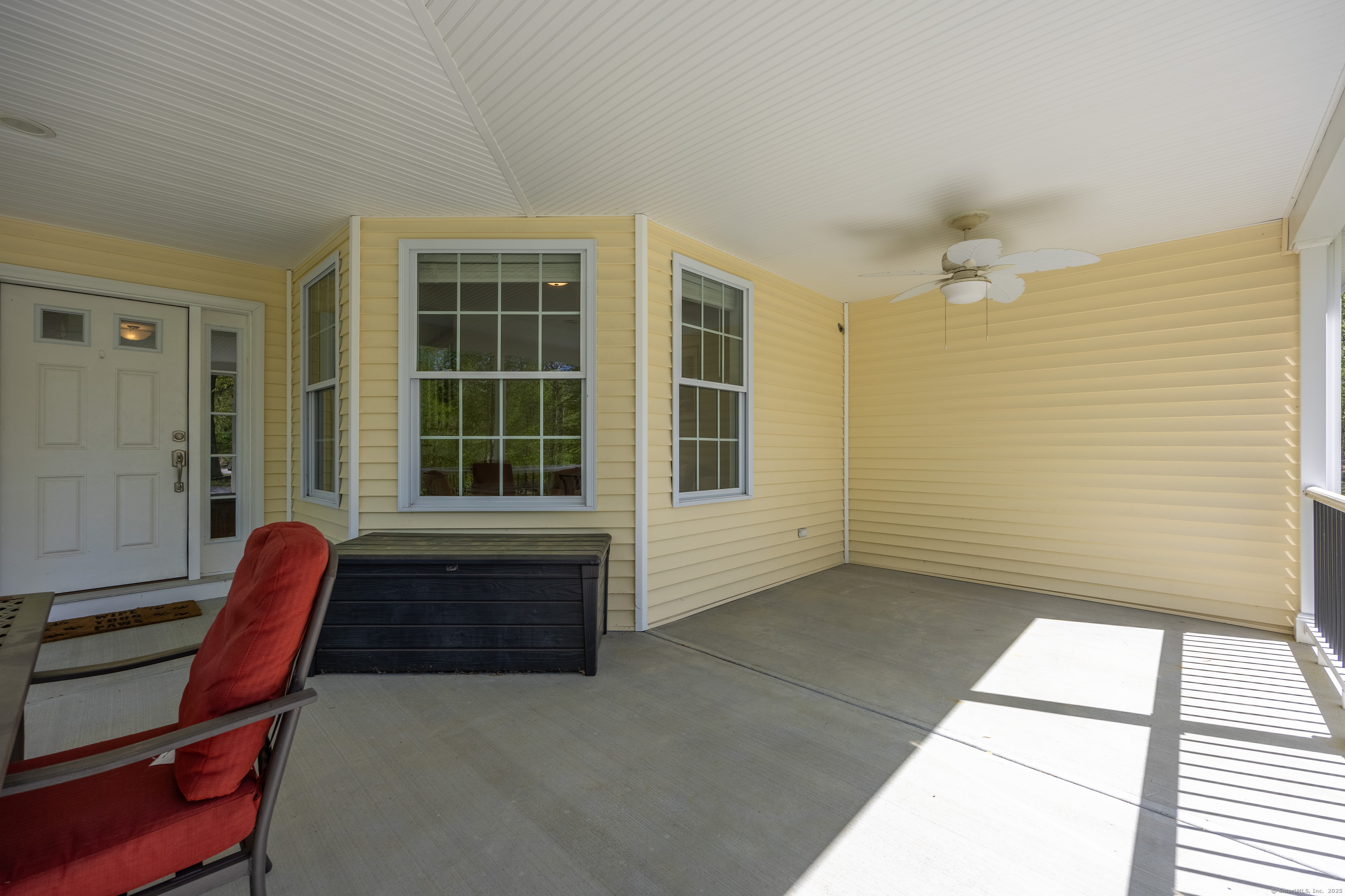 31 Cambridge Court, Colchester, Connecticut image 5
