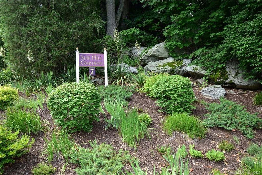 Photo 1 of 7 Seir Hill Road 38, Norwalk, Connecticut, $298,000, Web #: 170100384