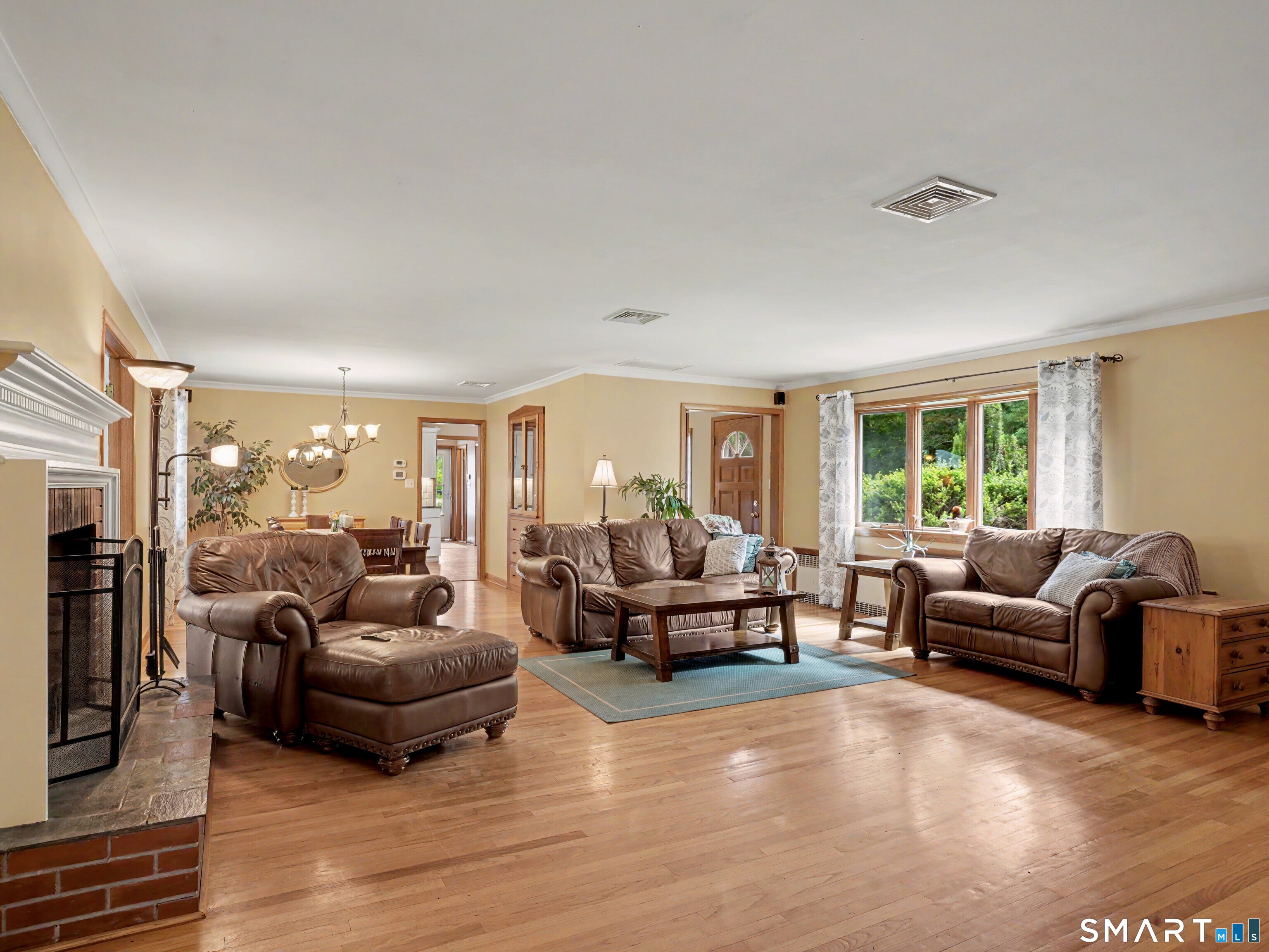 579 Racebrook Road