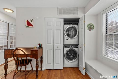 Tiny photo for 30 Southbridge Court #30, Simsbury, CT 06070 (MLS # 24149409)