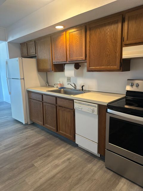 Tiny photo for 103 Horse Pond Road #APT D, Salem, CT 06420 (MLS # 24121654)