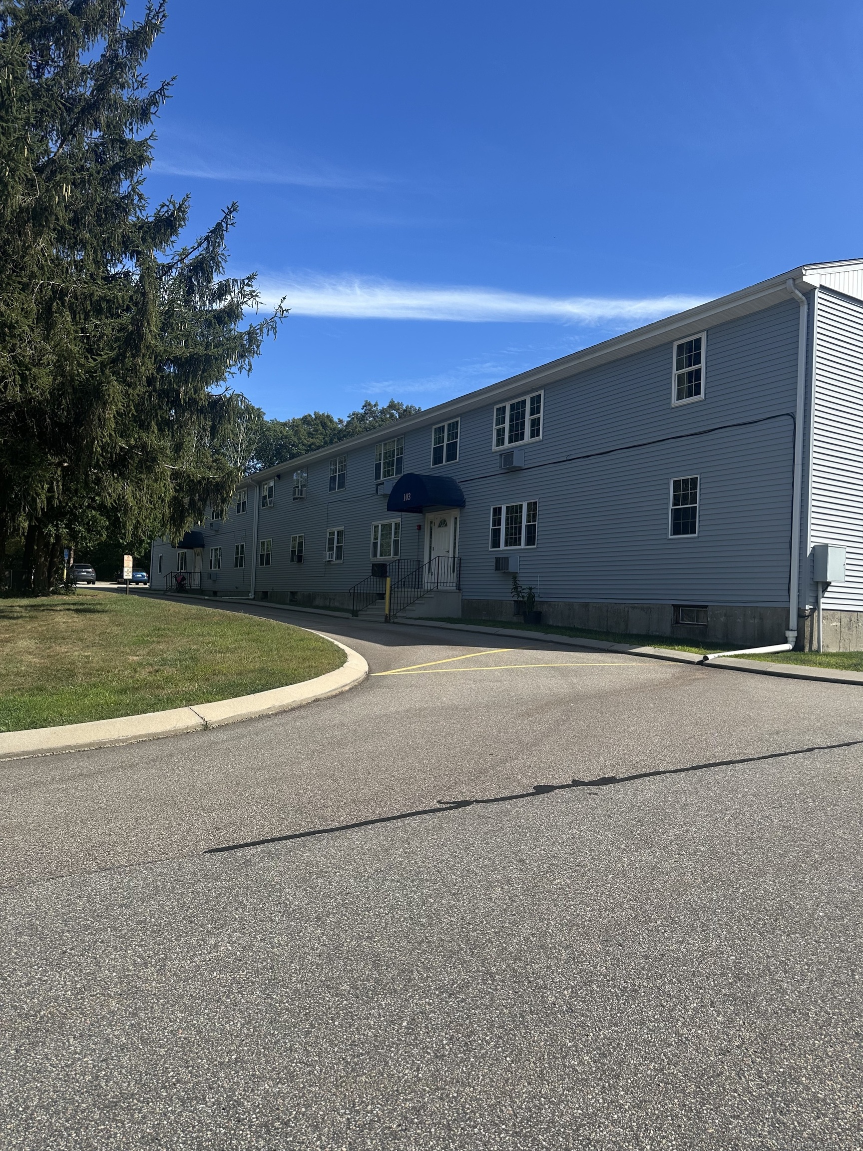 103 Horse Pond Road APT D