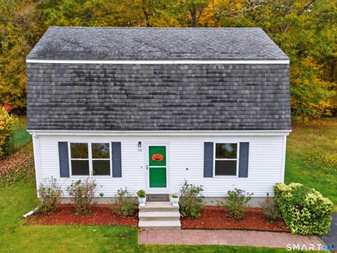 Photo of 70 Cottonwood Lane, Montville, CT 06382 (MLS # 24215099)