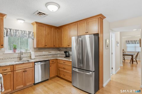 Tiny photo for 7 Tamarack Lane #7, Simsbury, CT 06070 (MLS # 24144457)