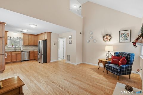 Tiny photo for 7 Tamarack Lane #7, Simsbury, CT 06070 (MLS # 24144457)