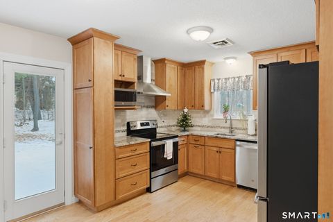 Tiny photo for 7 Tamarack Lane #7, Simsbury, CT 06070 (MLS # 24144457)