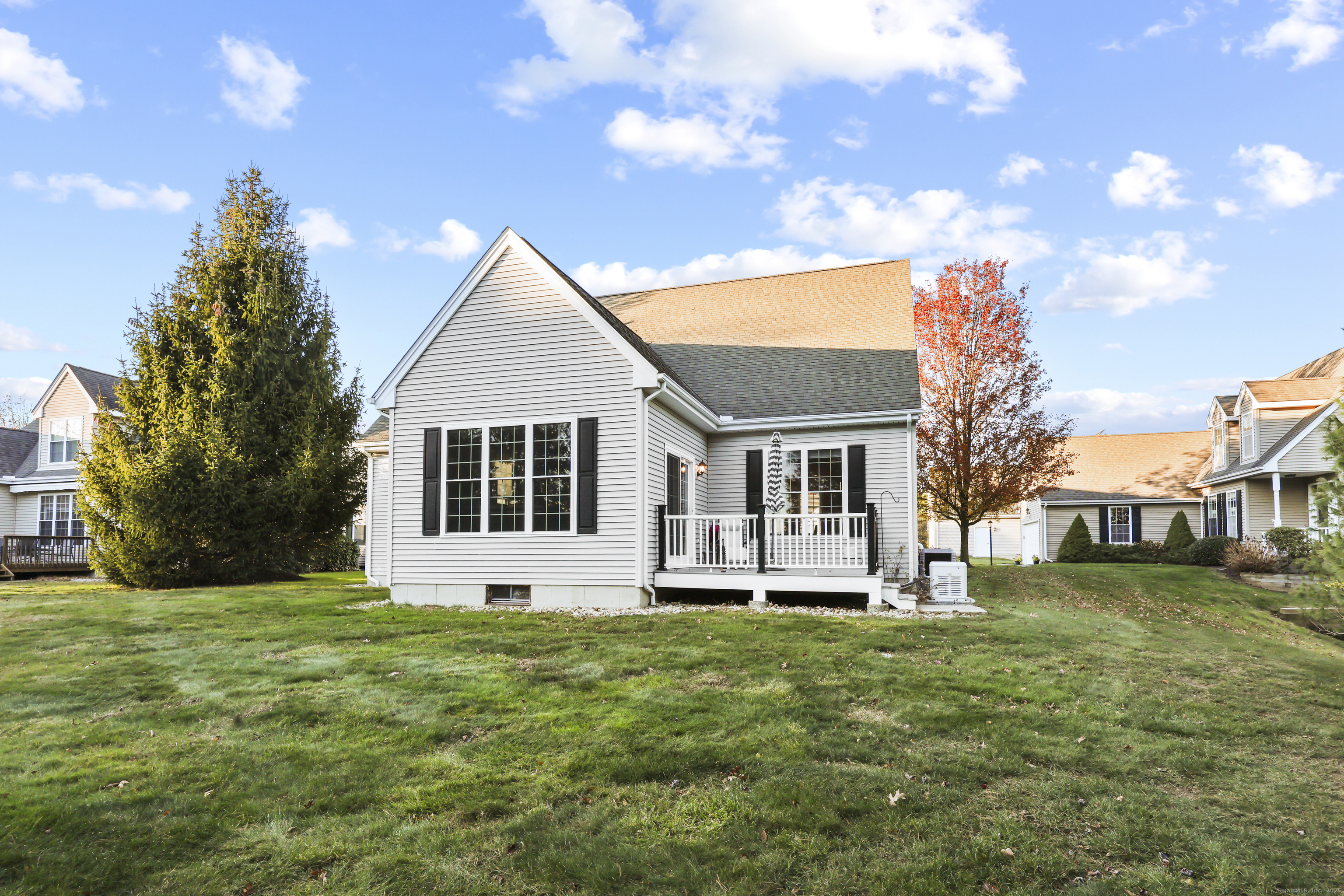 Avon, Connecticut 06001, United States, 3 Bedrooms Bedrooms, ,3 BathroomsBathrooms,Residential,Coming Soon,248656