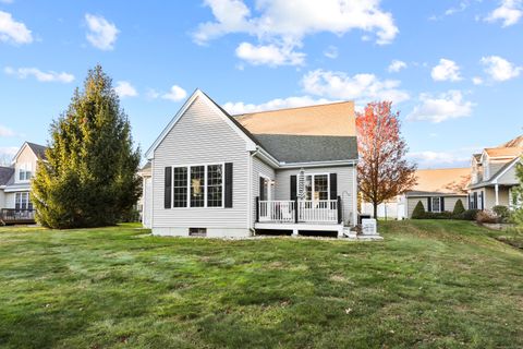Tiny photo for 8 Kenington Road #8, Avon, CT 06001 (MLS # 24142060)