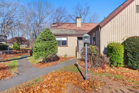 Tiny photo for 522 Iroquois Lane #B, Stratford, CT 06614 (MLS # 24141511)