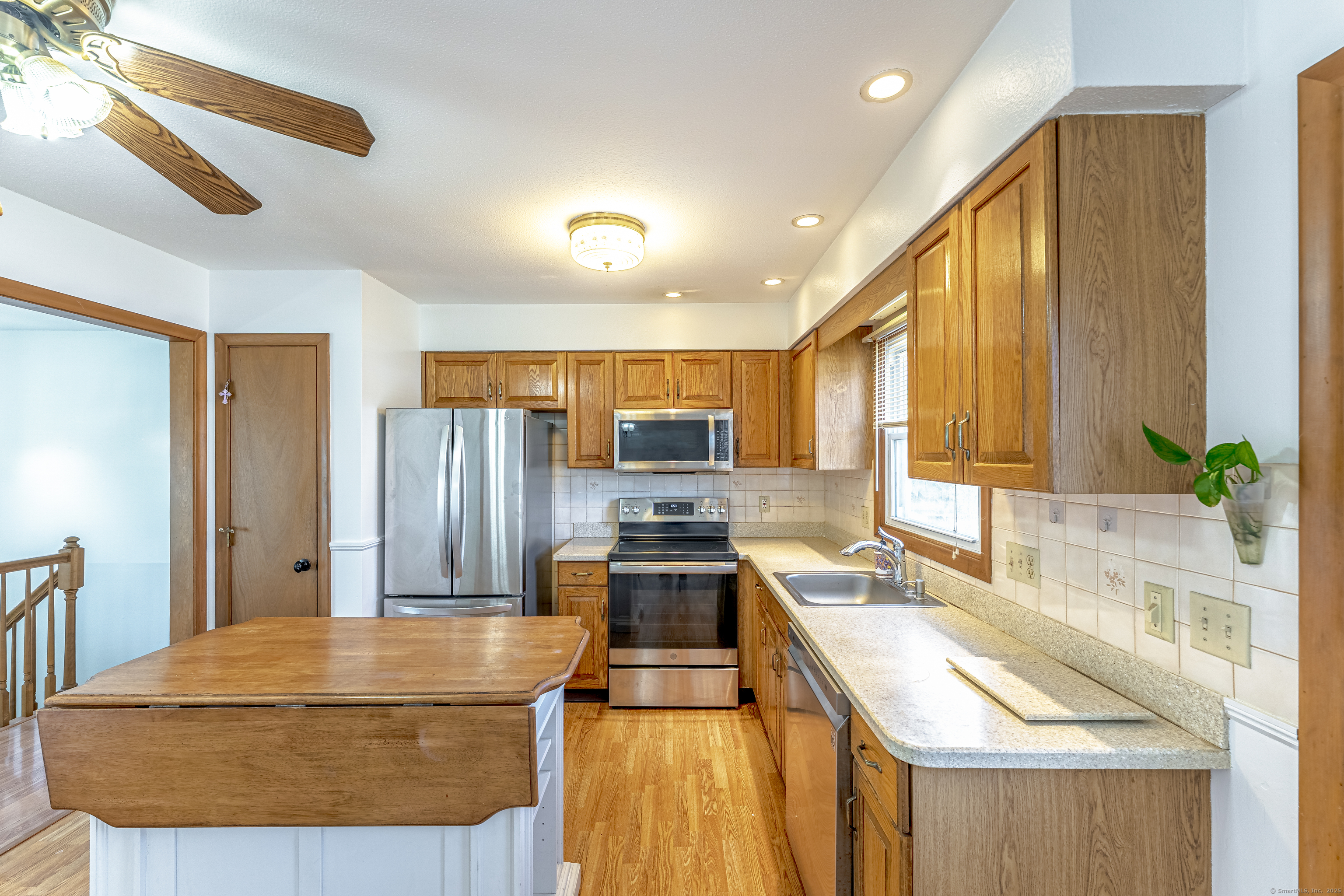 146 N Hill Road, North Haven, Connecticut image 15