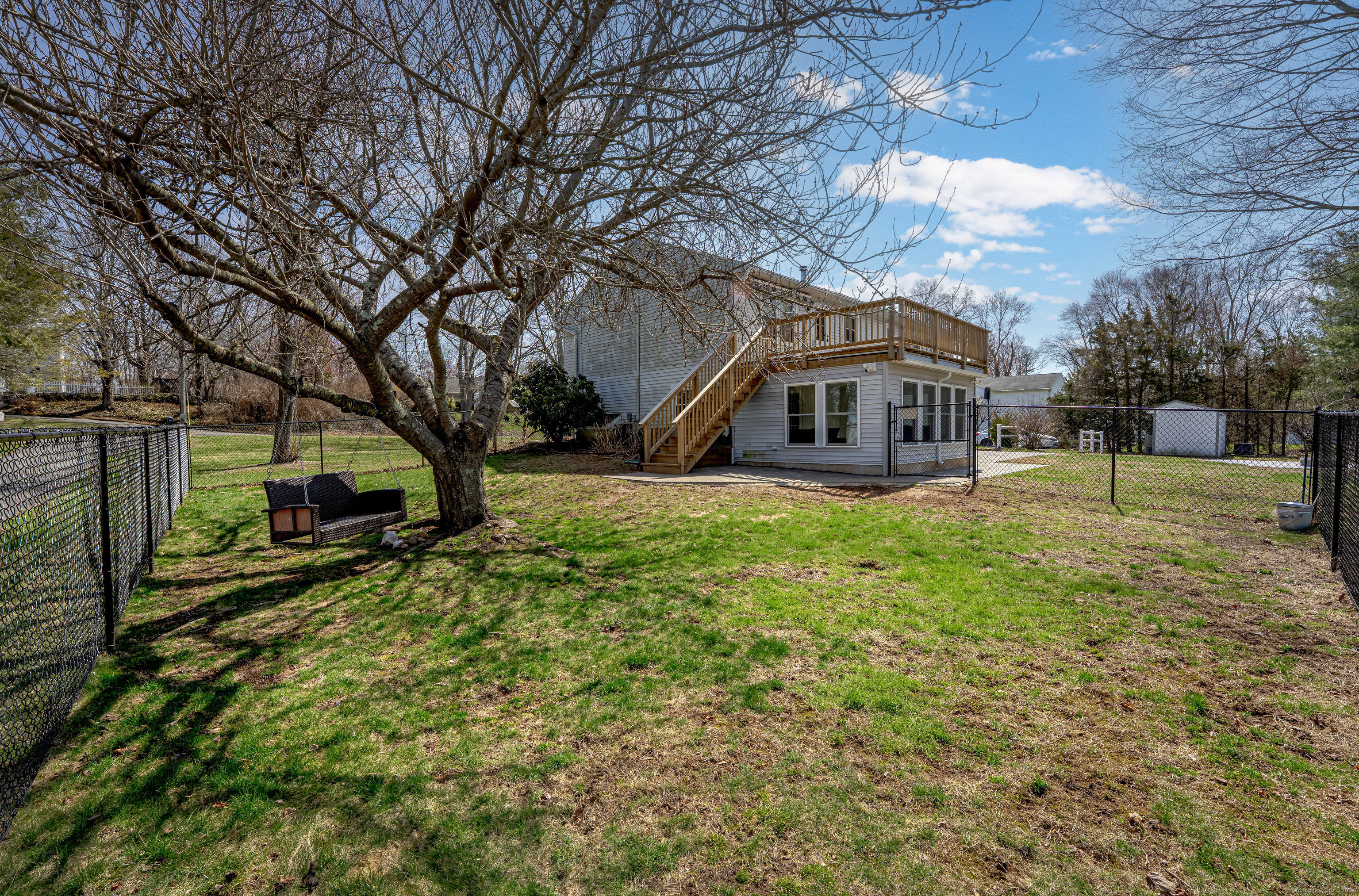 146 N Hill Road, North Haven, Connecticut image 38