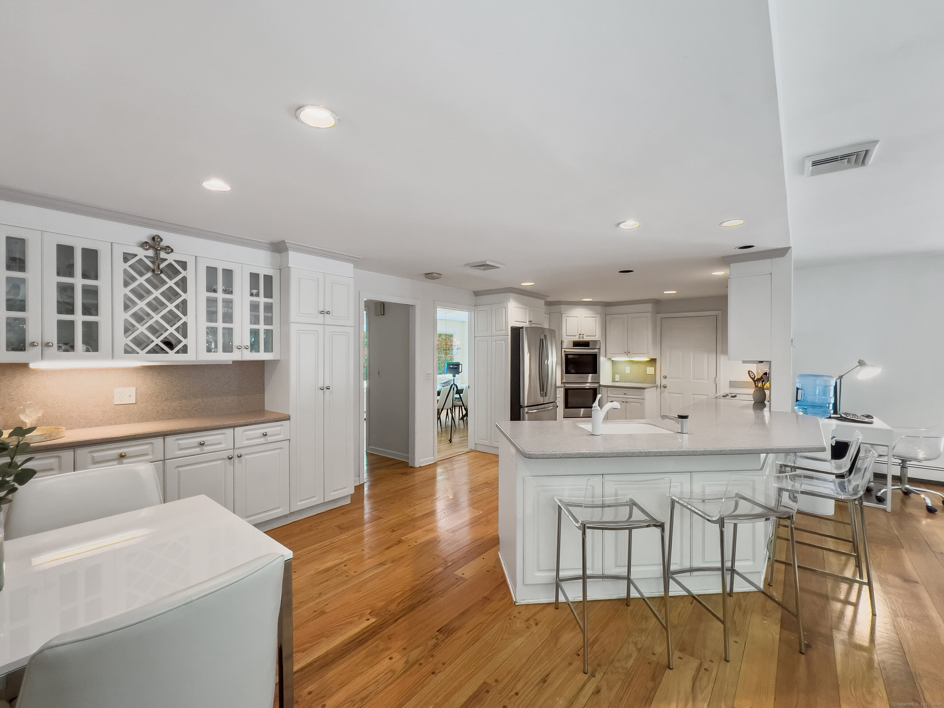 34 Longmeadows Road, Wilton, Connecticut image 5