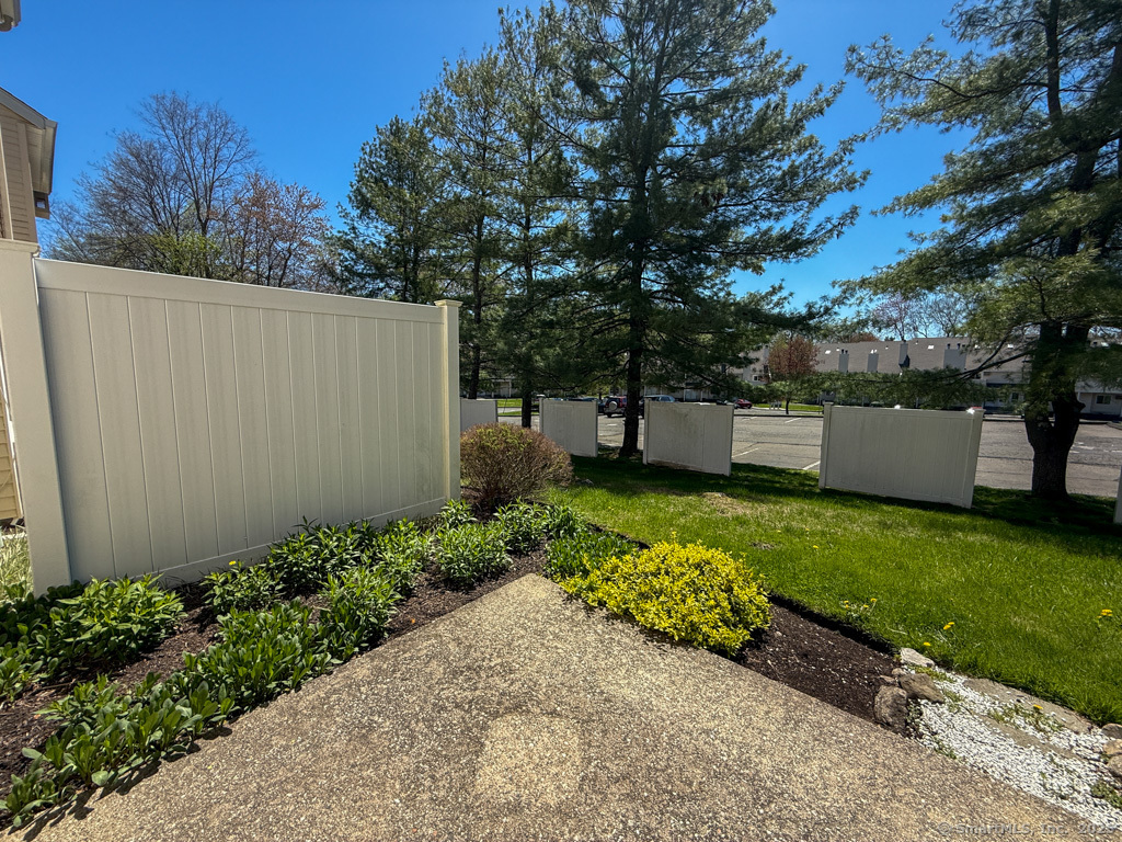 8 Rose Lane #APT 24-23, Danbury, Connecticut image 20