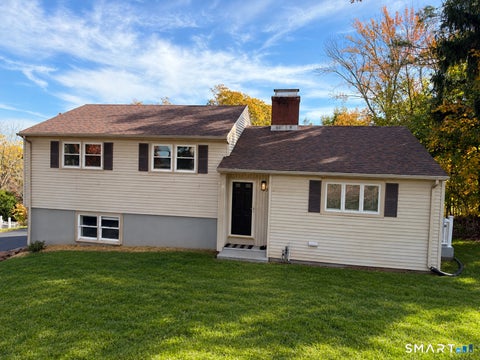Photo of 163 Savage Hill Road, Berlin, CT 06037 (MLS # 24216945)