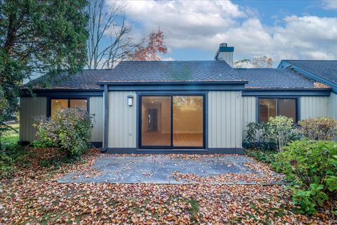 Tiny photo for 929 Heritage Village #B, Southbury, CT 06488 (MLS # 24136596)