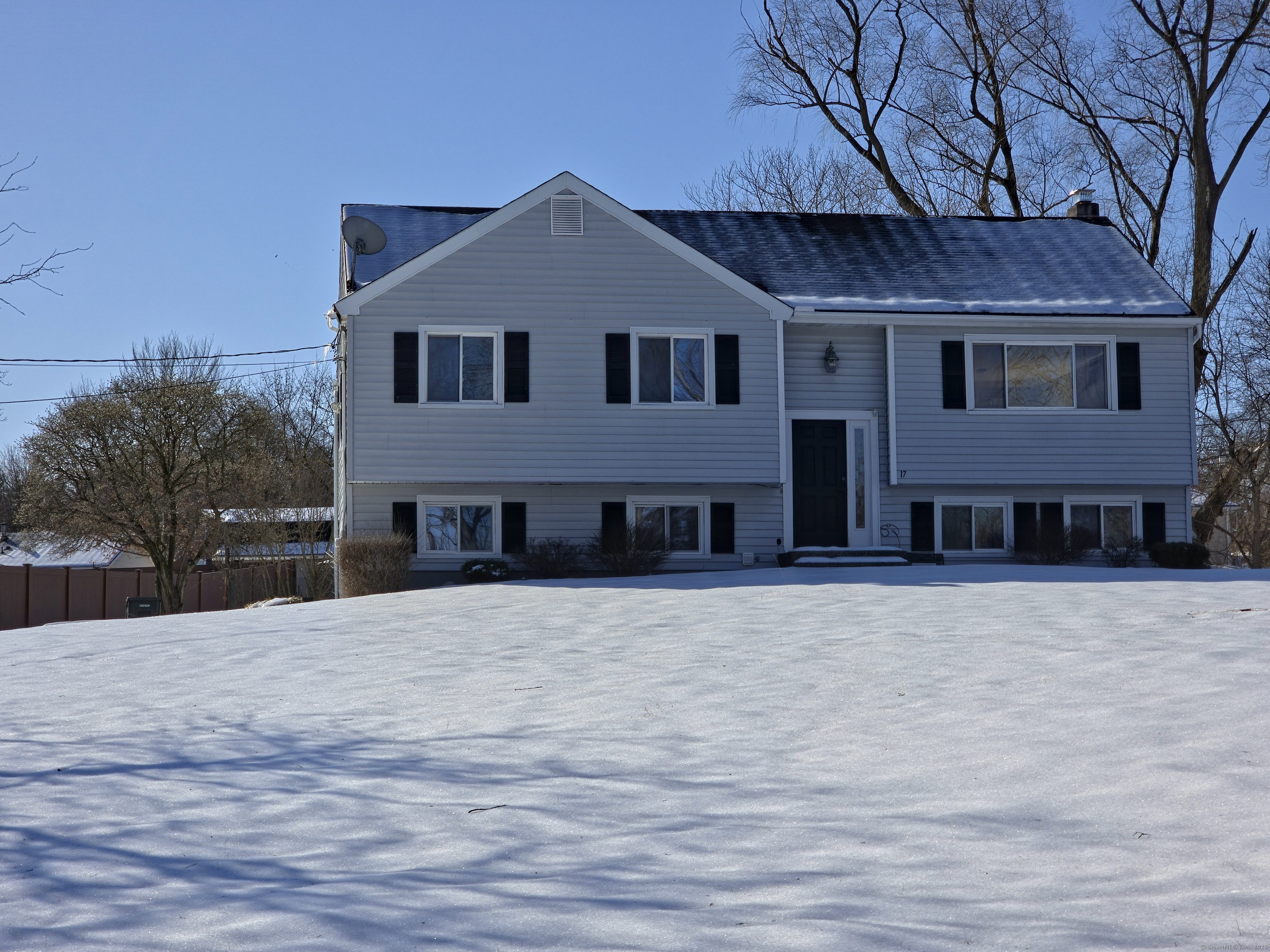17 Town View Drive, New Milford, Connecticut image 4