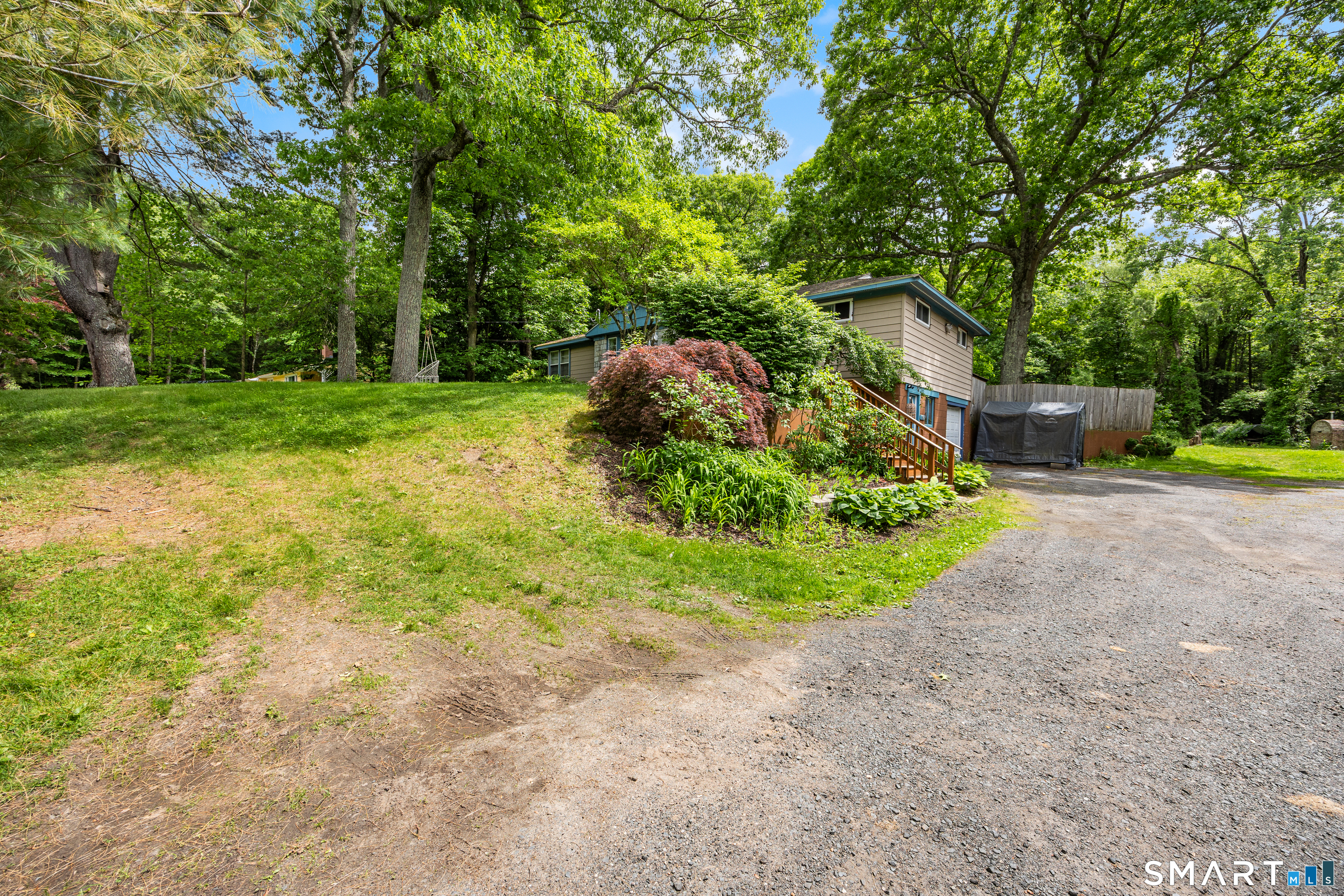 1067 Litchfield Turnpike