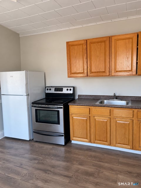 Photo of 229 White Street, Hartford, CT 06114 (MLS # 24213558)