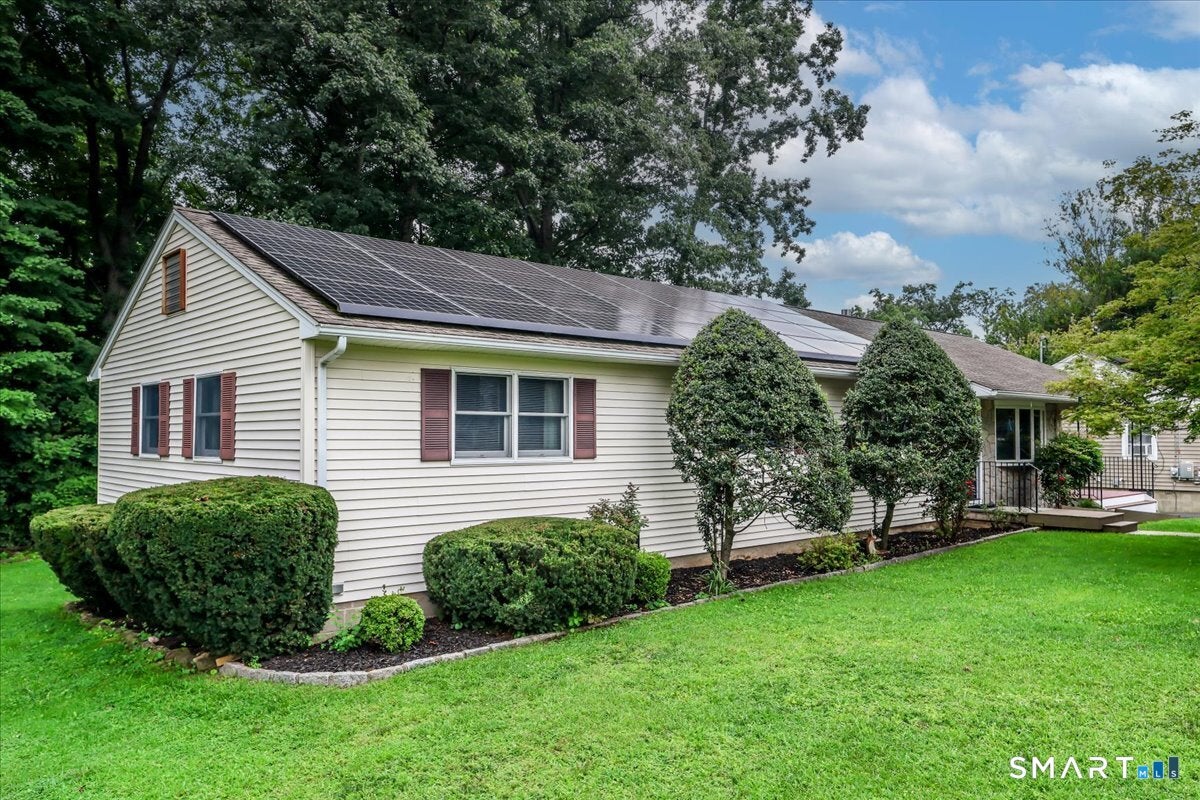 14 Ivy Lane