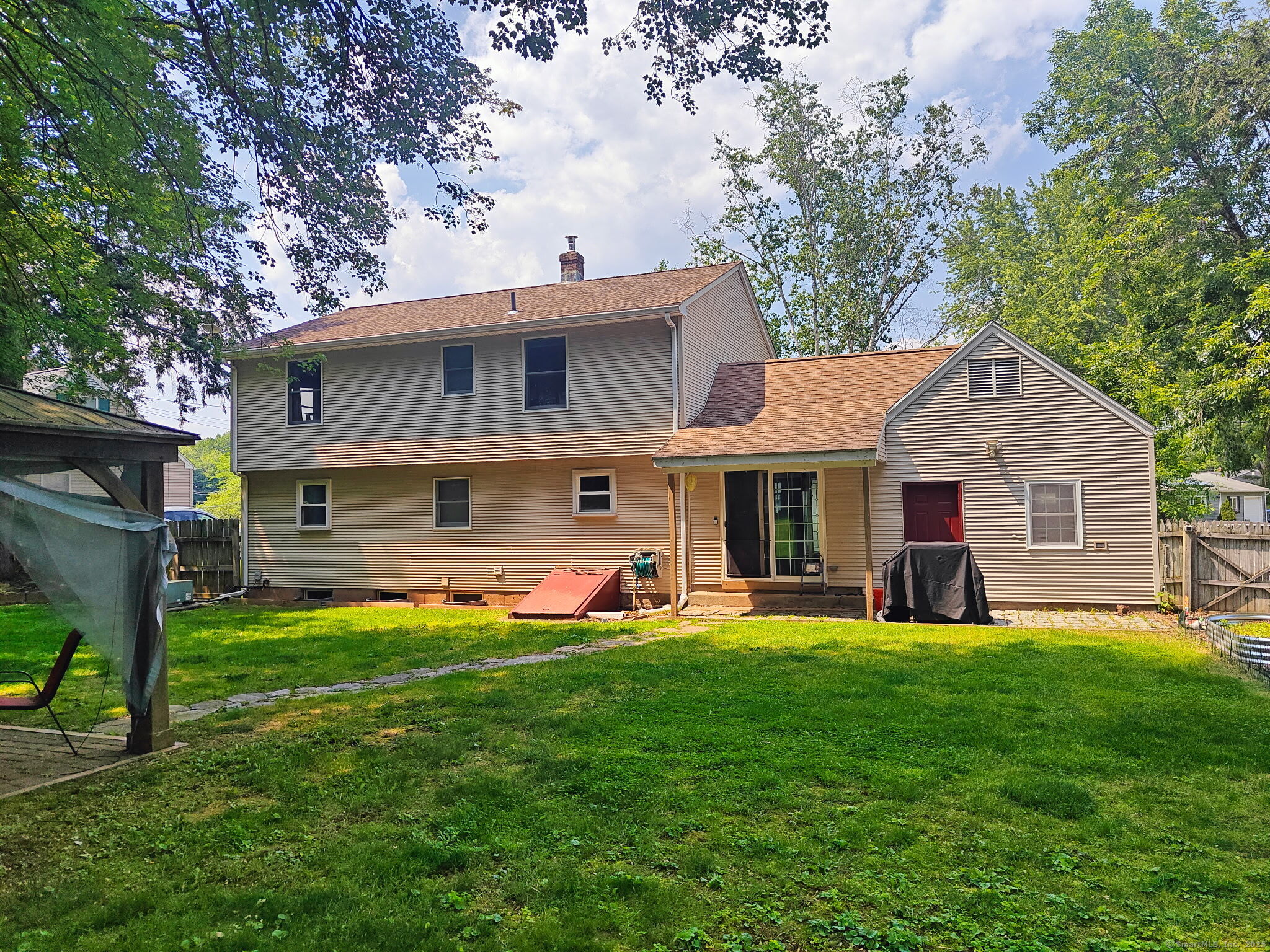 42 Meadowlark Road