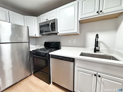 Photo of 127-131 Harbor Avenue #5, Norwalk, CT 06850 (MLS # 24170417)