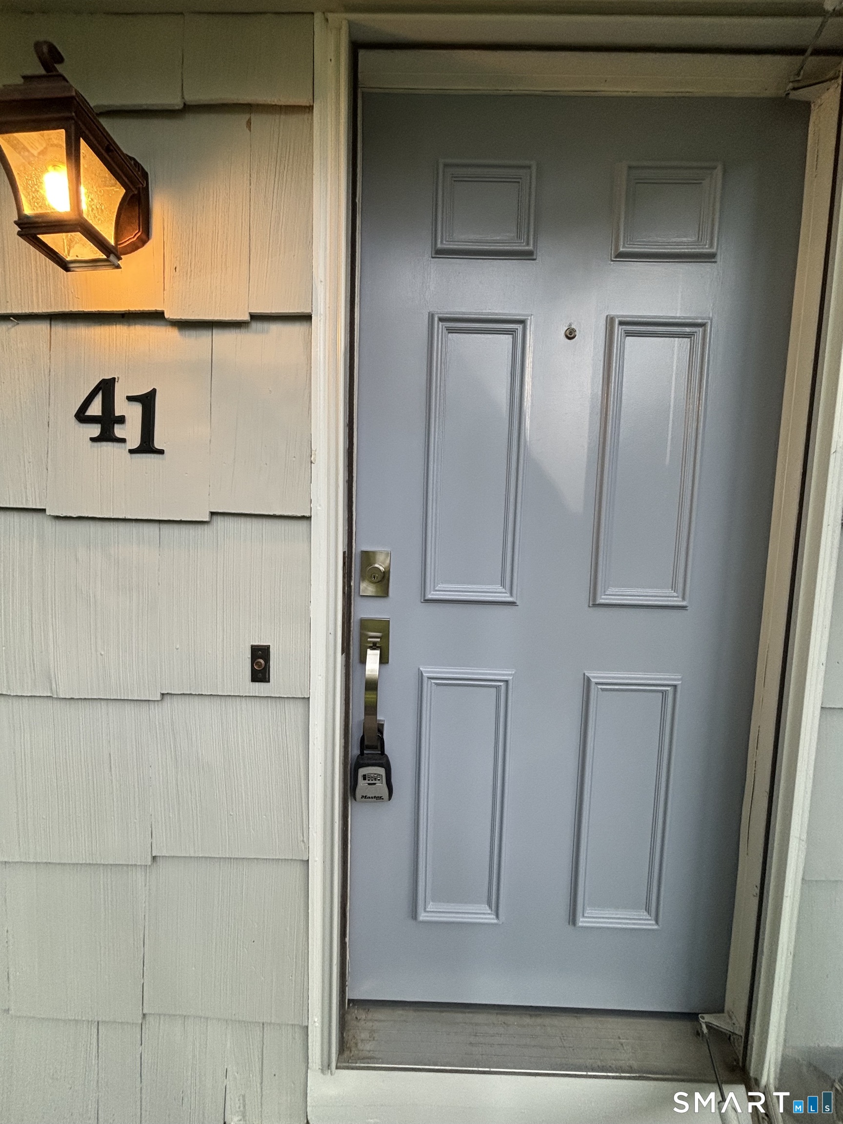 41 Hearthstone Drive