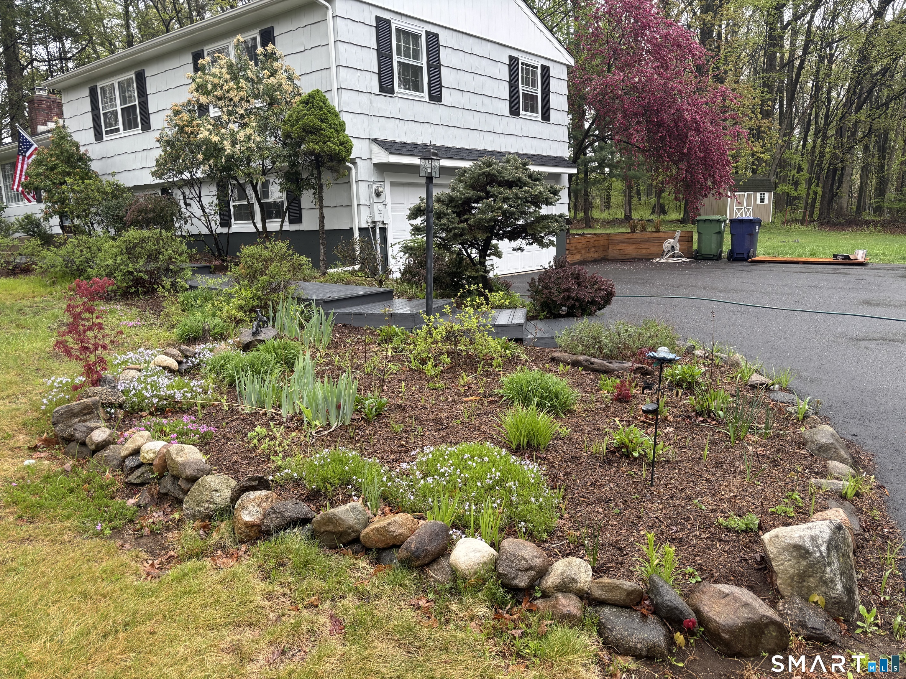 41 Hearthstone Drive