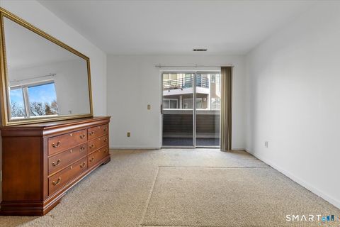 Tiny photo for 13 Harbour Close #13, New Haven, CT 06519 (MLS # 24164698)