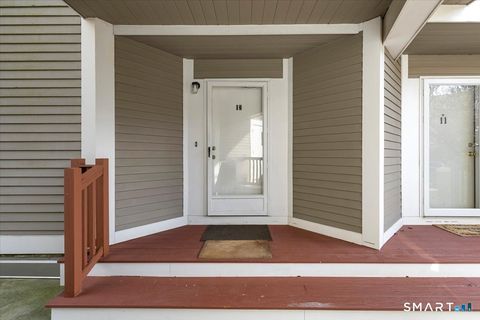 Tiny photo for 13 Harbour Close #13, New Haven, CT 06519 (MLS # 24164698)