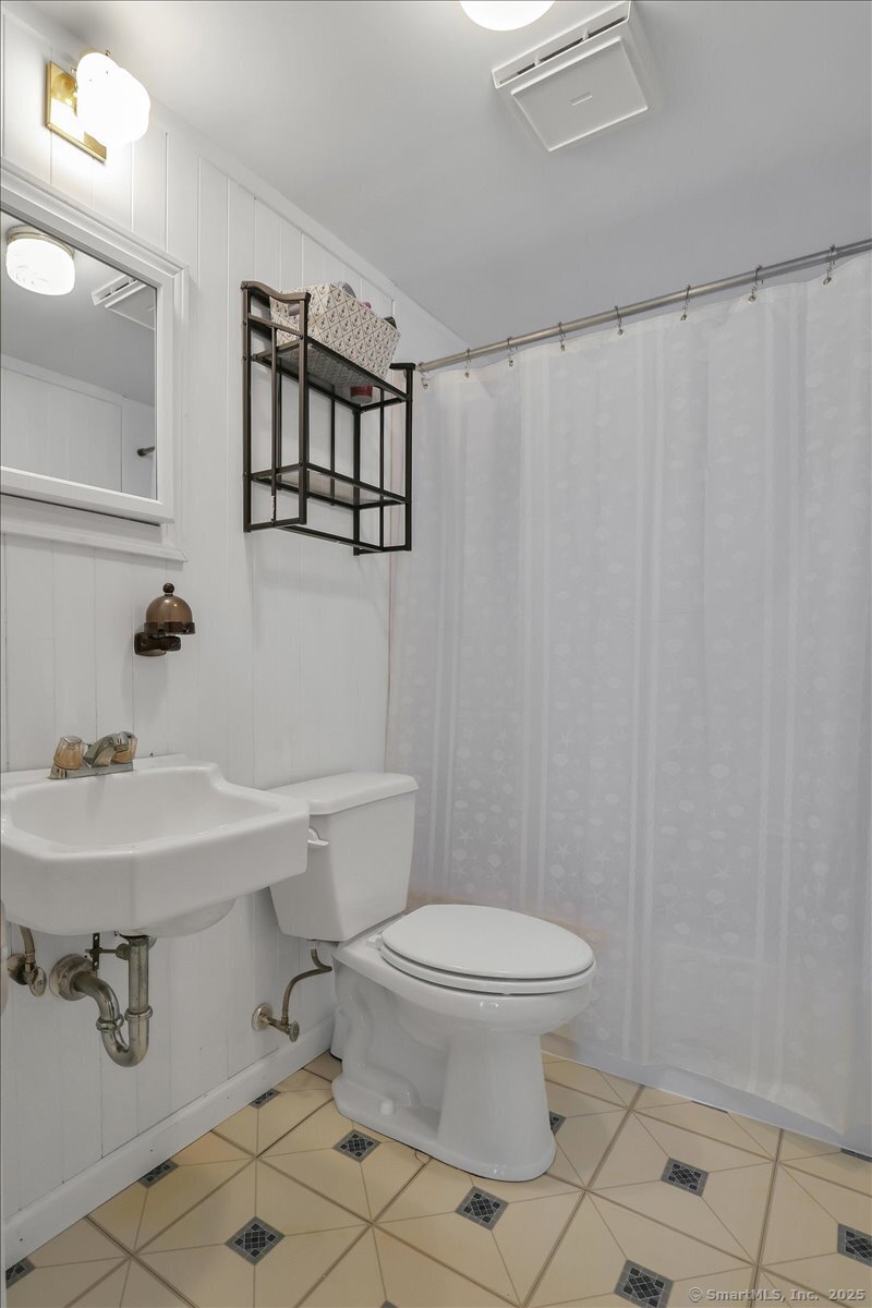124 Deepwood Drive, Hebron, Connecticut image 14