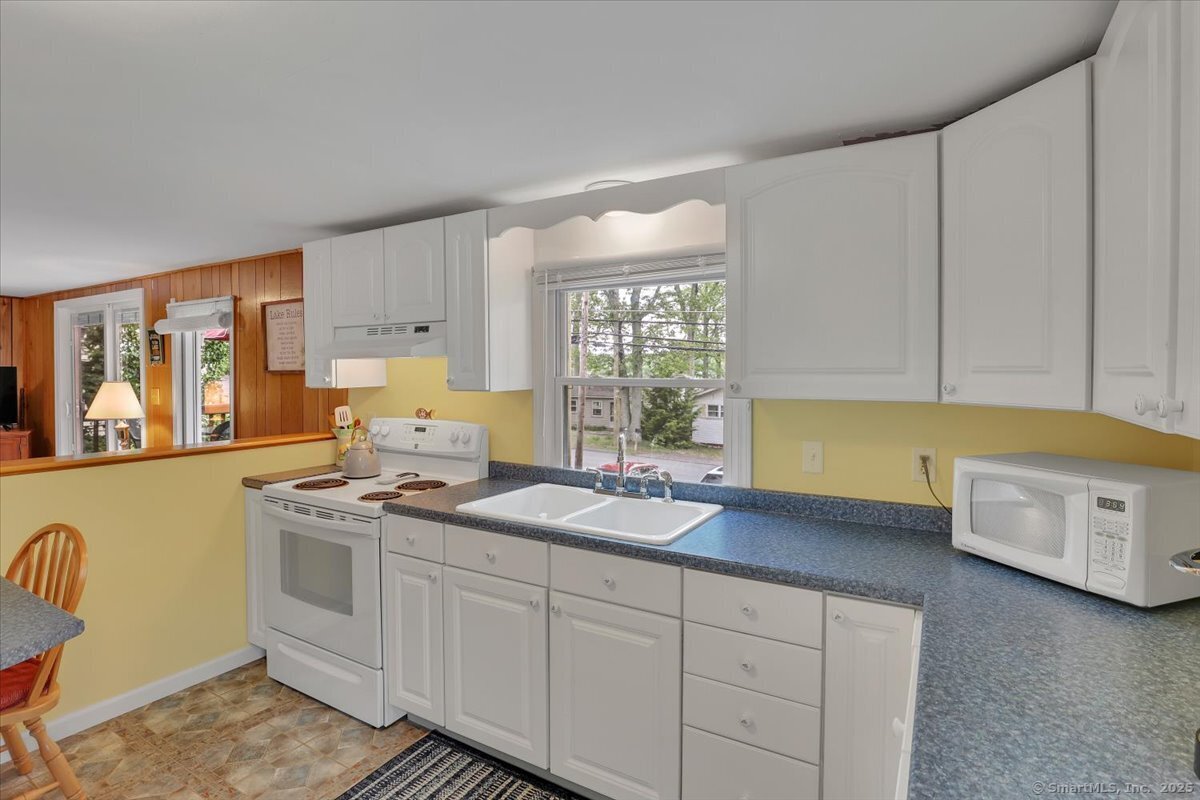 124 Deepwood Drive, Hebron, Connecticut image 10