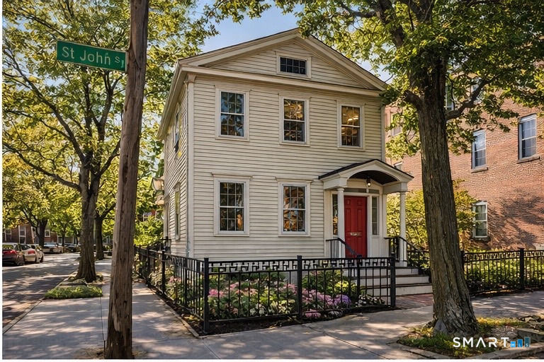 216 Saint John Street