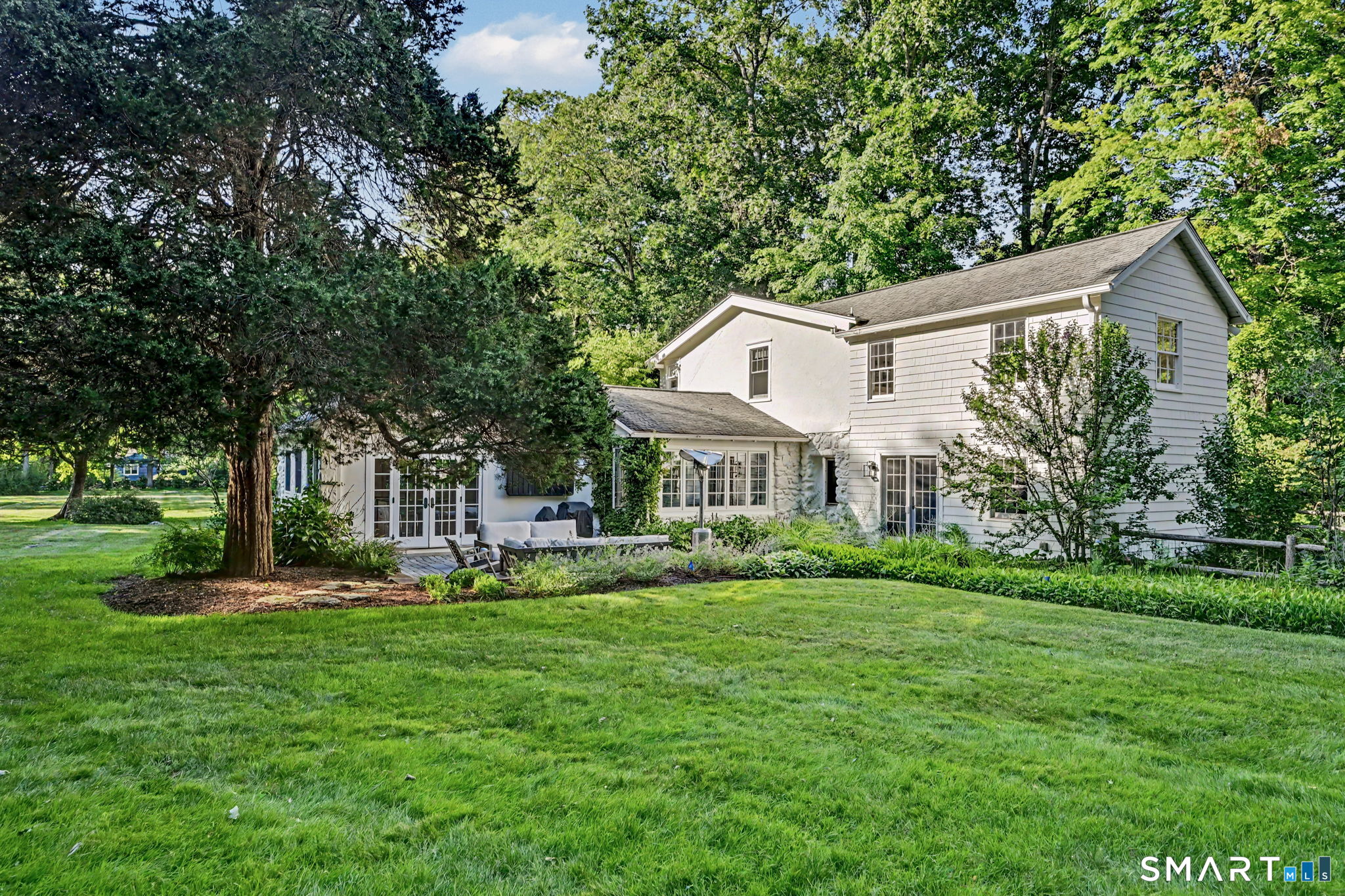 1097 Sunset Road