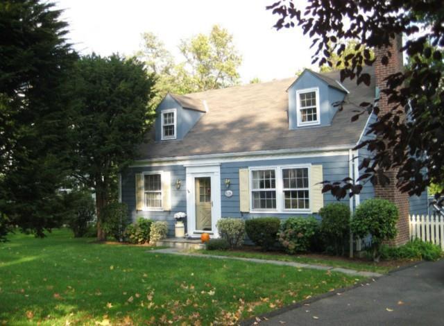 Photo 1 of 15 Walmsley Road, Darien, Connecticut, $3,600, Web #: 99068723