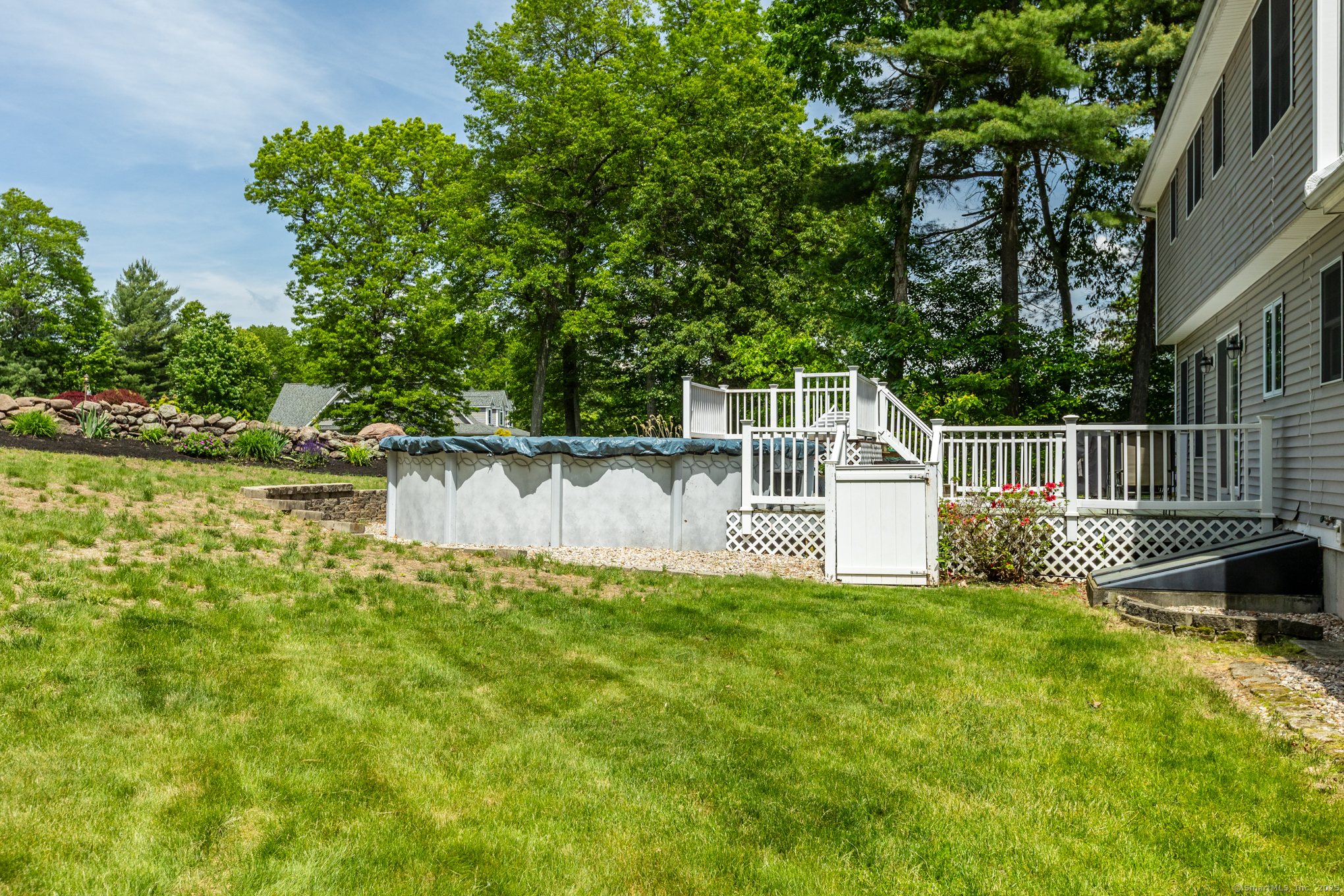 12 Lookout Landing