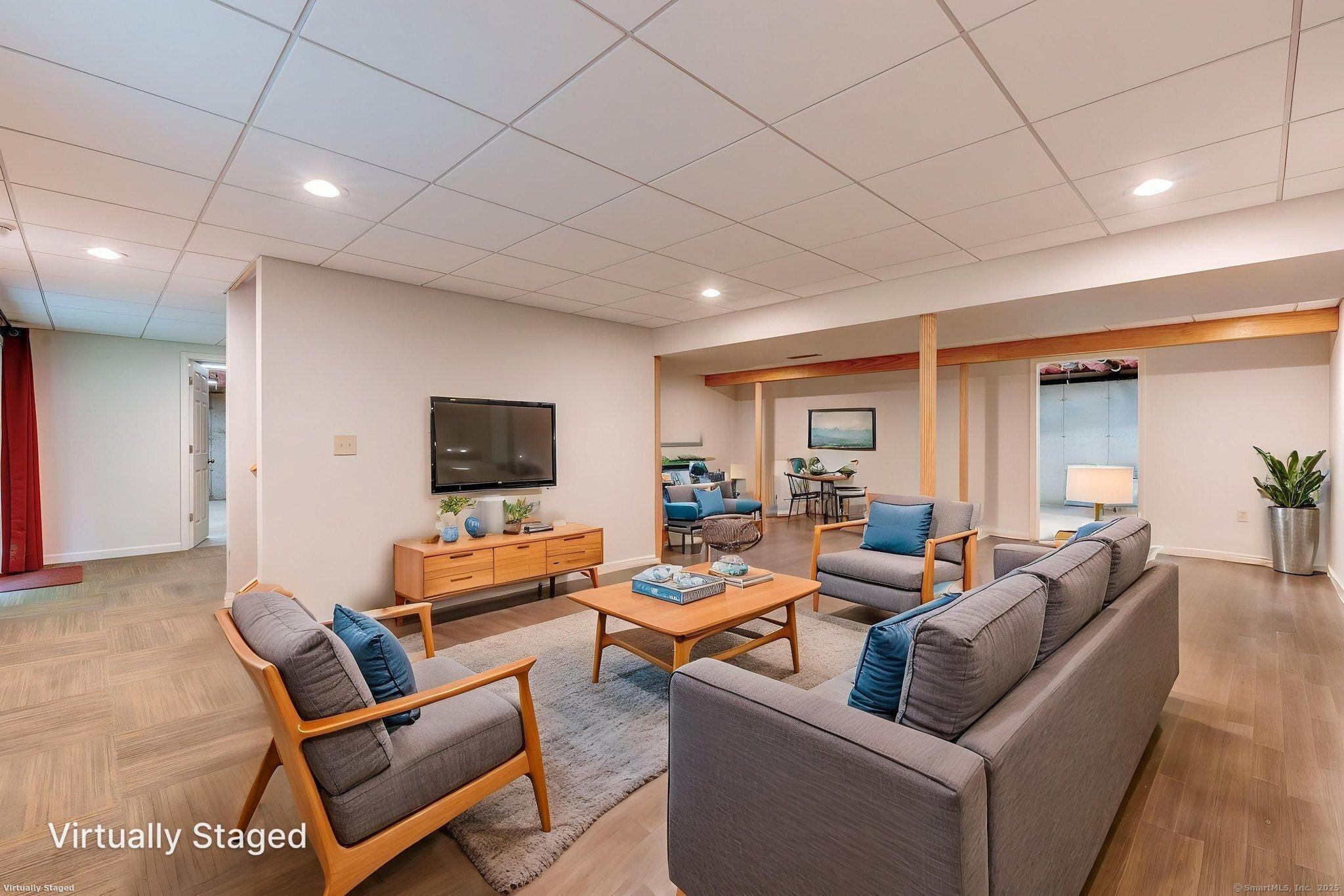 30 Woodridge Drive #30, Windsor Locks, Connecticut image 11