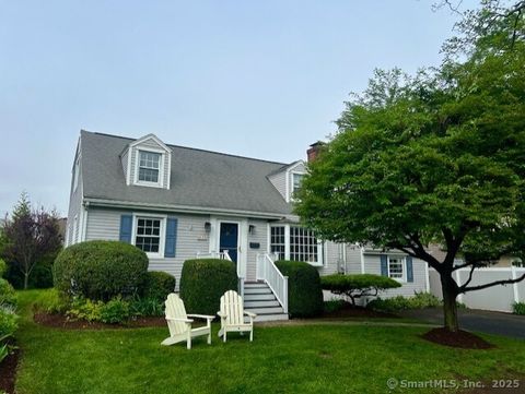 115 Dwight Street Fairfield CT 06824