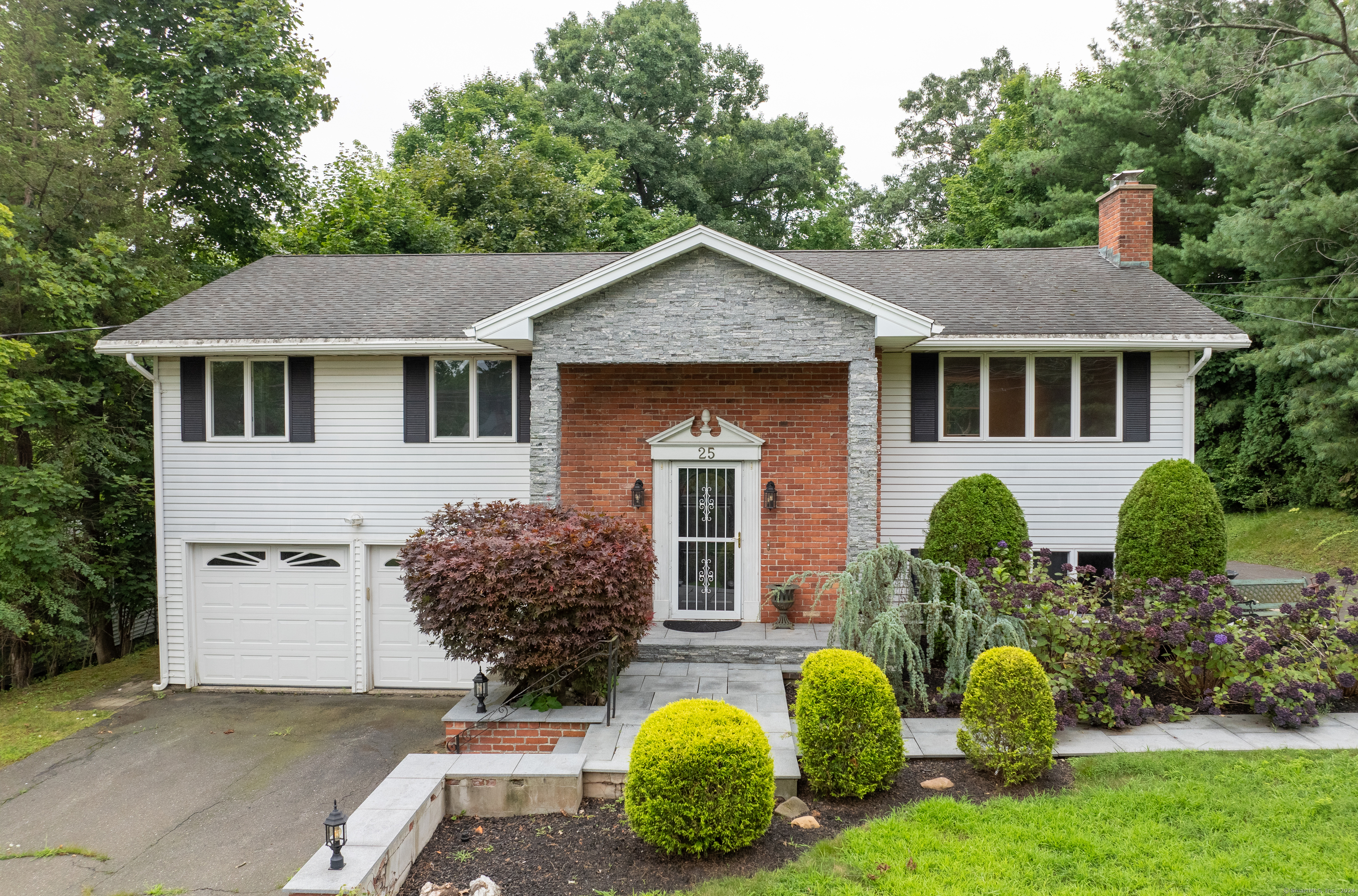 View West Hartford, CT 06107 house