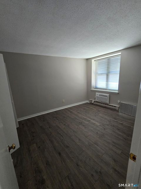 Tiny photo for 201 College Street #26, Middletown, CT 06457 (MLS # 24150968)