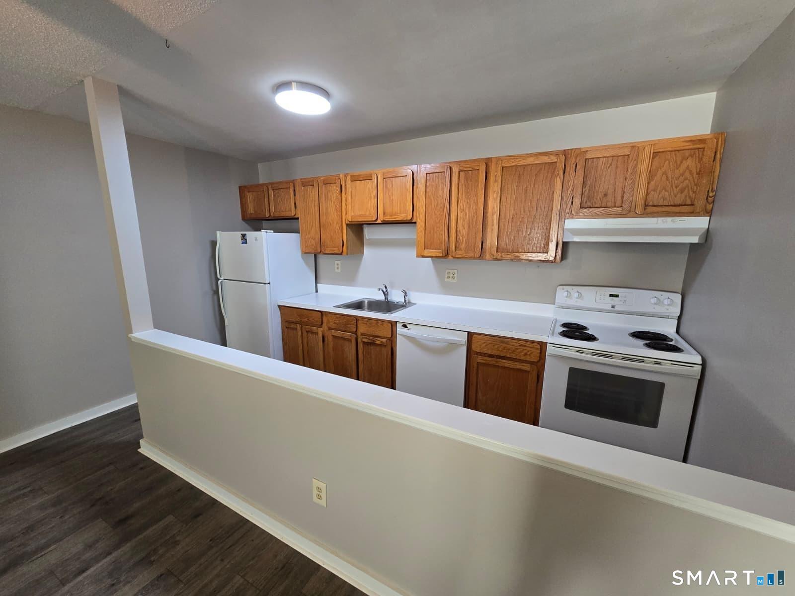 201 College Street 26